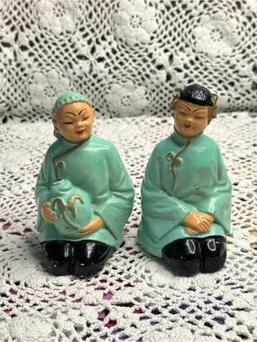 Vintage Mid Century Chinoiserie Ceramic Figurines